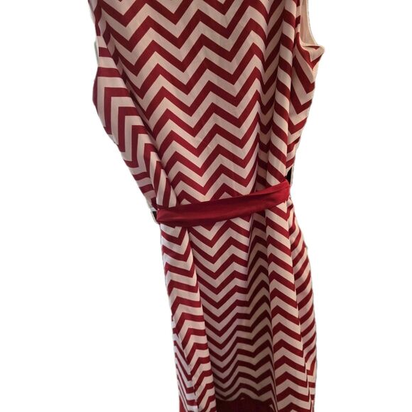 Mud Pie Game Day Jersey Dress Red White Chevron Size M NWOT Slip Included - Picture 3 of 15